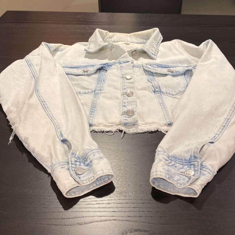 Pacsun Cutoff Jean Jacket; light colored denim; women’s size M/L